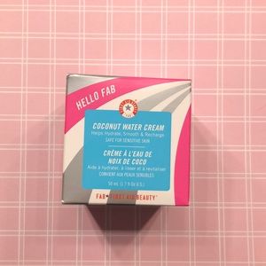 First Aid Beauty Hello Fab Coconut Water Cream
